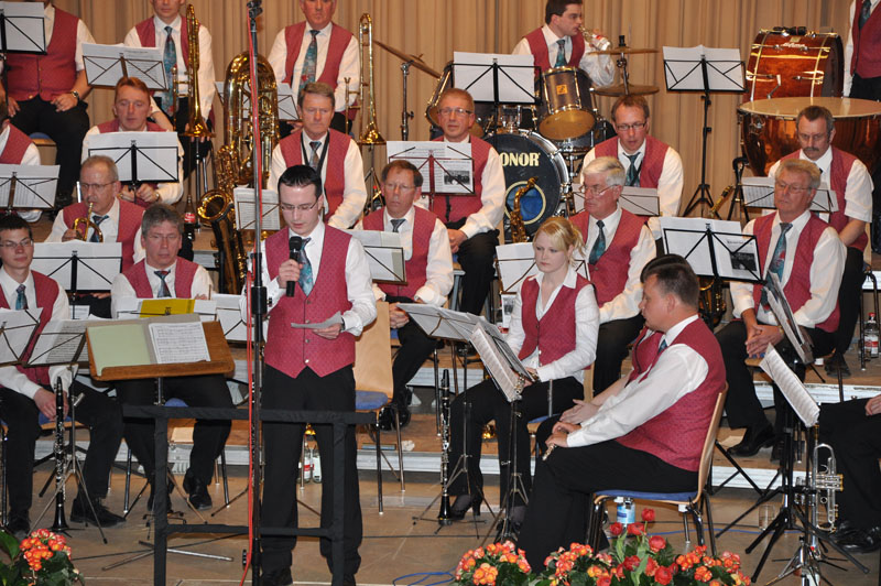 2010-04-17 18-57-08 Konzert
